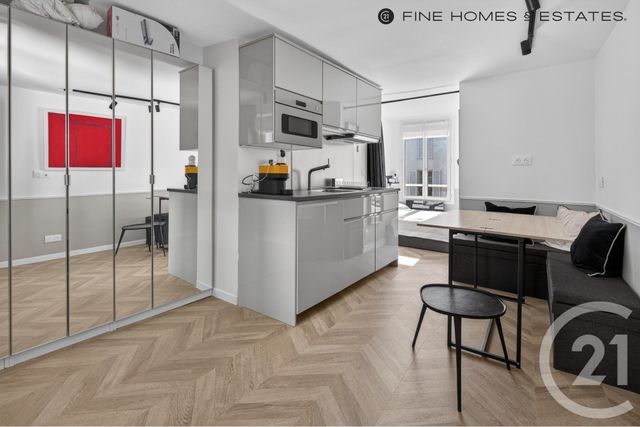 Appartement Studio à vendre PARIS