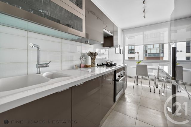 Appartement F5 &agrave; vendre - 5 pi&egrave;ces - 122,95 m2 - Paris - 75006 - ILE-DE-FRANCE