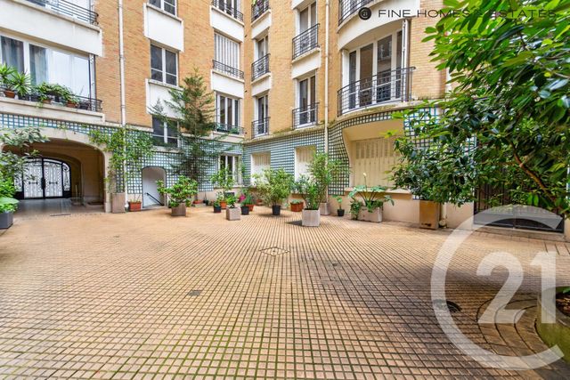 Appartement F4 &agrave; louer - 3 pi&egrave;ces - 73,21 m2 - Paris - 75006 - ILE-DE-FRANCE