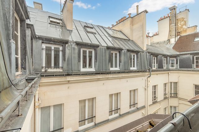 Appartement Duplex à vendre - 2 pièces - 58,16 m2 - Paris - 75007 - ILE-DE-FRANCE