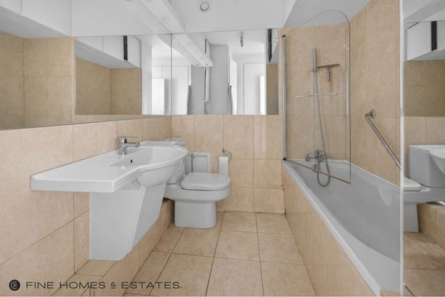 Appartement F5 &agrave; vendre - 5 pi&egrave;ces - 122,95 m2 - Paris - 75014 - ILE-DE-FRANCE