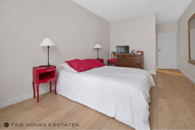 Appartement F5 &agrave; vendre - 5 pi&egrave;ces - 122,95 m2 - Paris - 75014 - ILE-DE-FRANCE