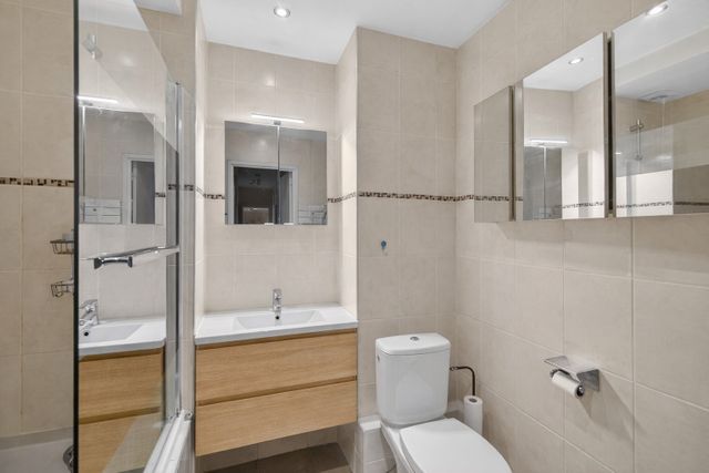 Appartement T5 &agrave; vendre - 5 pi&egrave;ces - 102,43 m2 - Paris - 75006 - ILE-DE-FRANCE