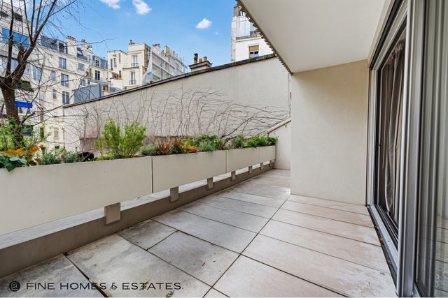 Appartement F5 &agrave; vendre - 5 pi&egrave;ces - 122,95 m2 - Paris - 75006 - ILE-DE-FRANCE