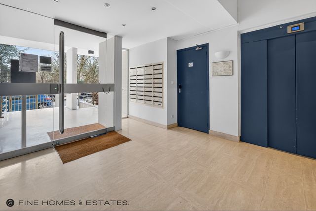 Appartement F5 &agrave; vendre - 5 pi&egrave;ces - 122,95 m2 - Paris - 75006 - ILE-DE-FRANCE