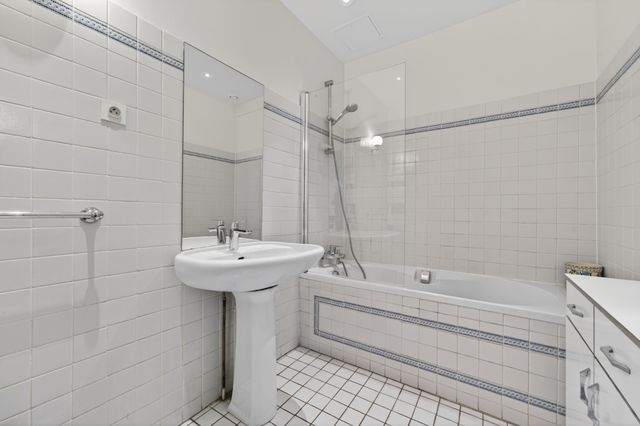 Appartement F2 bis &agrave; vendre - 3 pi&egrave;ces - 68,29 m2 - Paris - 75006 - ILE-DE-FRANCE