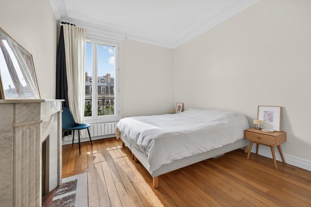 Appartement &agrave; vendre - 4 pi&egrave;ces - 88,12 m2 - Paris - 75007 - ILE-DE-FRANCE