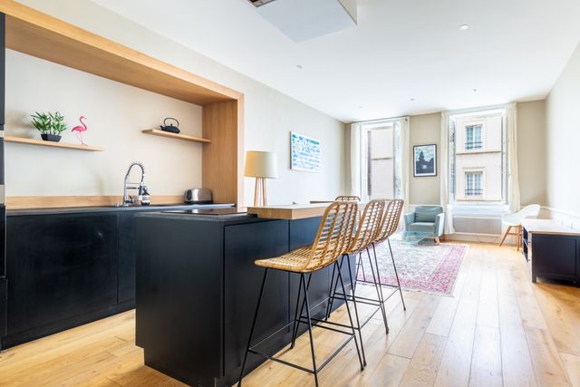 Appartement F3 à louer PARIS
