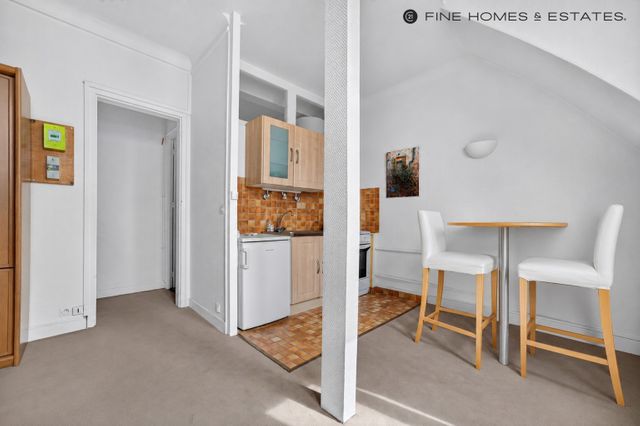Appartement F7 &agrave; vendre - 7 pi&egrave;ces - 193,73 m2 - Paris - 75006 - ILE-DE-FRANCE