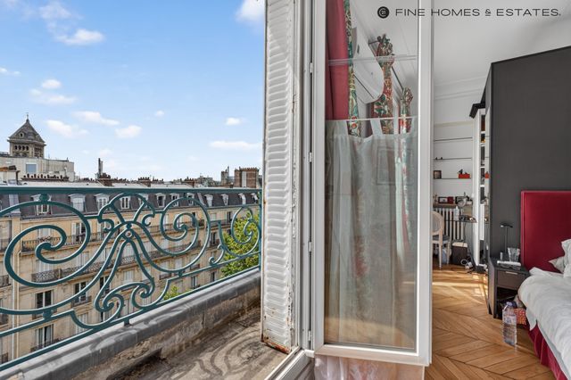 Appartement F7 &agrave; vendre - 7 pi&egrave;ces - 193,73 m2 - Paris - 75006 - ILE-DE-FRANCE