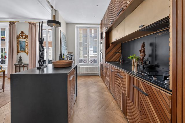 Appartement F6 &agrave; vendre - 6 pi&egrave;ces - 156,16 m2 - Paris - 75007 - ILE-DE-FRANCE