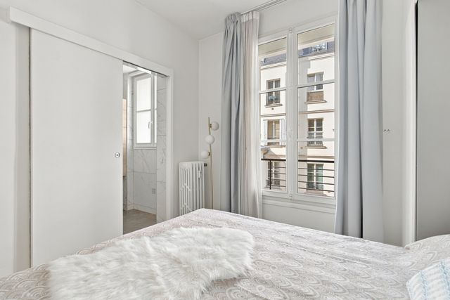 Appartement F2 &agrave; louer - 2 pi&egrave;ces - 40,42 m2 - Paris - 75006 - ILE-DE-FRANCE