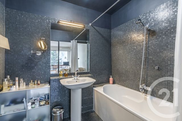 Appartement F2 à vendre - 2 pièces - 46 m2 - Paris - 75007 - ILE-DE-FRANCE