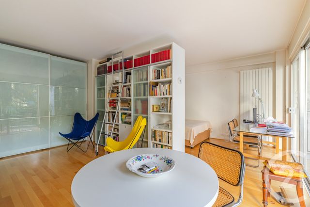 Appartement F2 à vendre - 2 pièces - 46 m2 - Paris - 75007 - ILE-DE-FRANCE