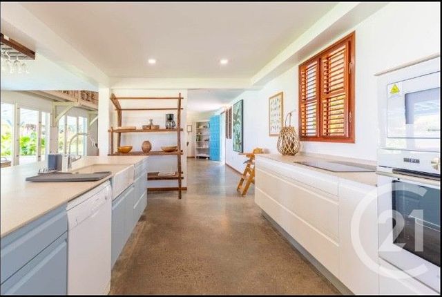 Maison à vendre - 7 pièces - 327,42 m2 - Ste Marie - 972 - MARTINIQUE