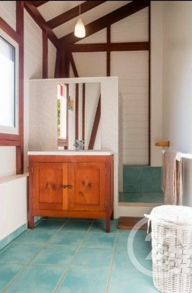 Maison à vendre - 7 pièces - 327,42 m2 - Ste Marie - 972 - MARTINIQUE