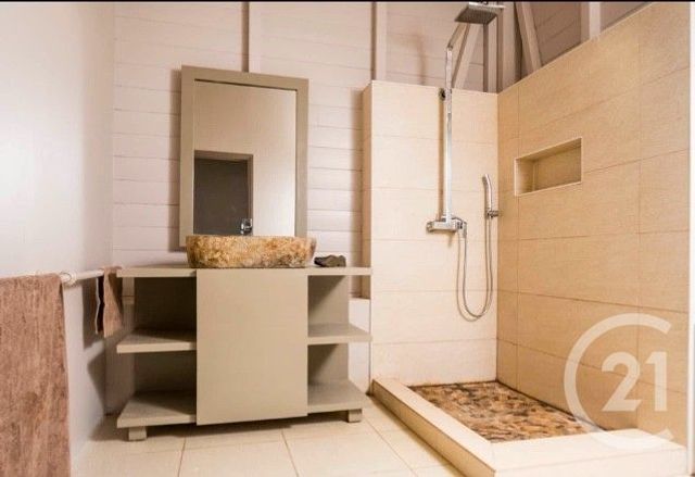 Maison à vendre - 7 pièces - 327,42 m2 - Ste Marie - 972 - MARTINIQUE