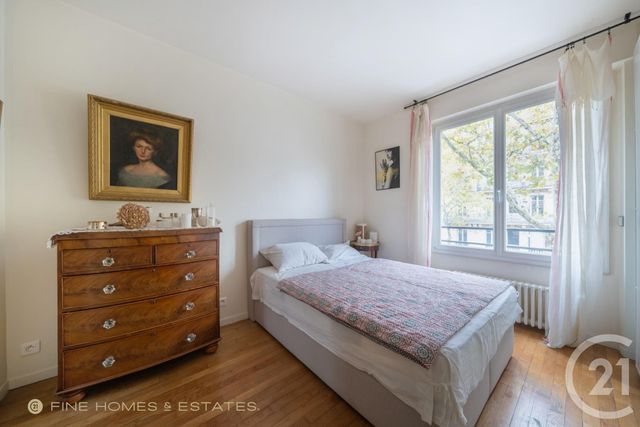 Appartement T2 à vendre - 2 pièces - 56 m2 - Paris - 75007 - ILE-DE-FRANCE