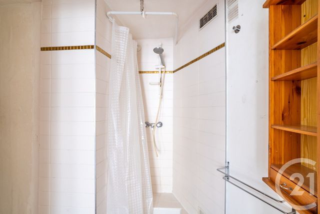 Appartement T2 &agrave; vendre - 2 pi&egrave;ces - 32,80 m2 - Paris - 75010 - ILE-DE-FRANCE
