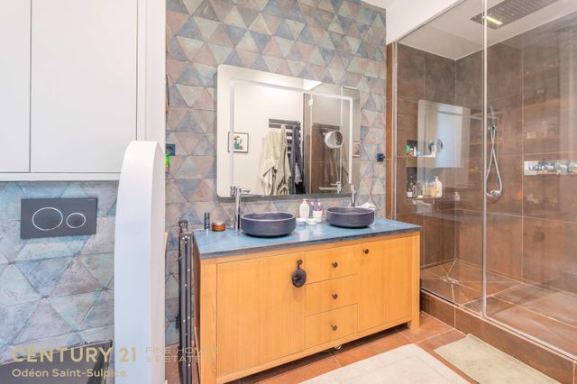 Appartement T7 à vendre - 7 pièces - 170,03 m2 - Paris - 75006 - ILE-DE-FRANCE