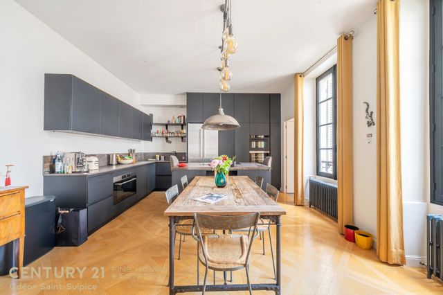 Appartement T7 à vendre - 7 pièces - 170,03 m2 - Paris - 75006 - ILE-DE-FRANCE