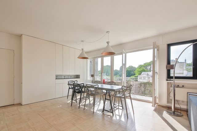 Appartement F4 à vendre - 3 pièces - 85 m2 - Paris - 75007 - ILE-DE-FRANCE