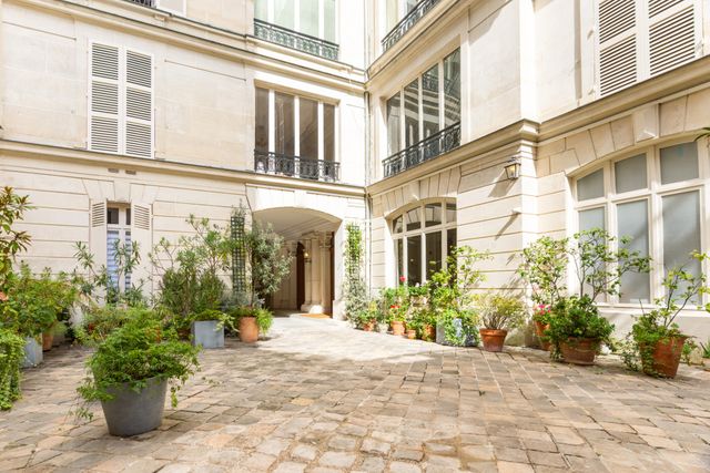 Appartement Chambre à vendre - 1 pièce - 12 m2 - Paris - 75007 - ILE-DE-FRANCE