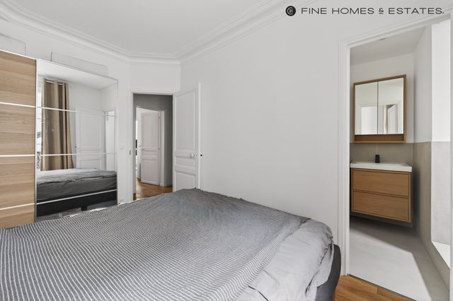 Appartement T3 &agrave; vendre - 3 pi&egrave;ces - 47 m2 - Paris - 75007 - ILE-DE-FRANCE