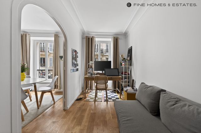 Appartement T3 &agrave; vendre - 3 pi&egrave;ces - 47 m2 - Paris - 75007 - ILE-DE-FRANCE