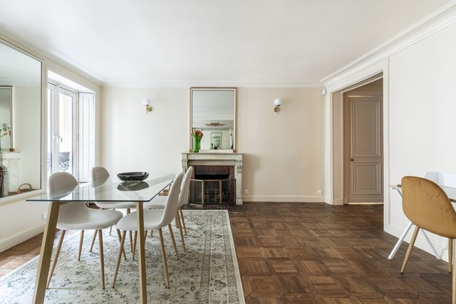 Appartement F2 à louer - 2 pièces - 69,20 m2 - Paris - 75006 - ILE-DE-FRANCE