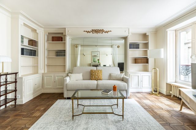 Appartement F2 à louer - 2 pièces - 69,20 m2 - Paris - 75006 - ILE-DE-FRANCE