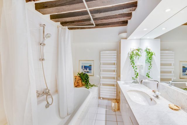 Appartement T2 à louer - 2 pièces - 58,68 m2 - Paris - 75006 - ILE-DE-FRANCE