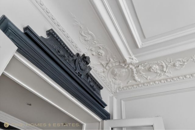 Appartement T4 à vendre - 4 pièces - 82 m2 - Paris - 75006 - ILE-DE-FRANCE