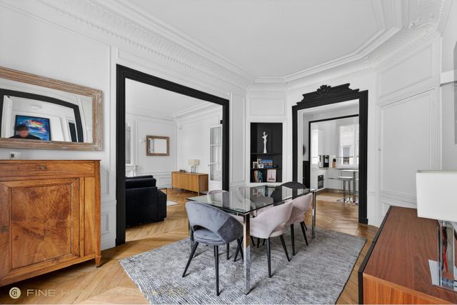 Appartement T4 à vendre - 4 pièces - 82 m2 - Paris - 75006 - ILE-DE-FRANCE