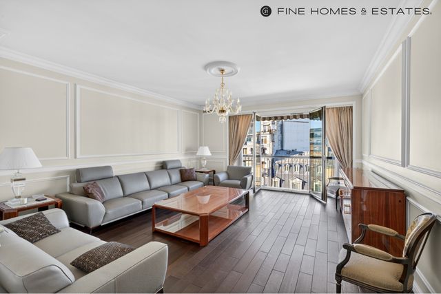 Appartement F6 &agrave; vendre - 6 pi&egrave;ces - 141 m2 - Paris - 75008 - ILE-DE-FRANCE