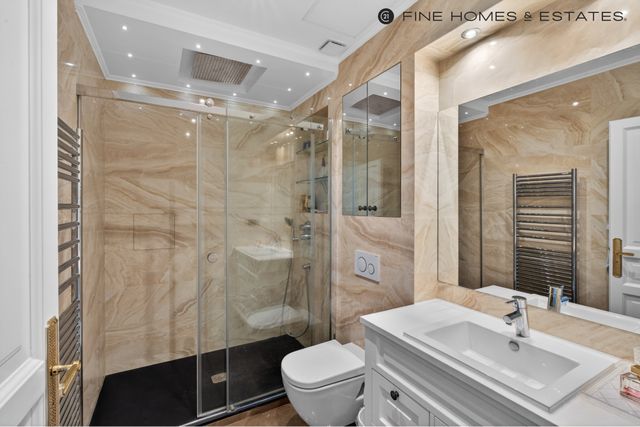 Appartement F6 &agrave; vendre - 6 pi&egrave;ces - 141 m2 - Paris - 75008 - ILE-DE-FRANCE