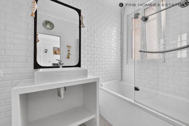 Appartement T5 &agrave; vendre - 5 pi&egrave;ces - 113,69 m2 - Paris - 75016 - ILE-DE-FRANCE