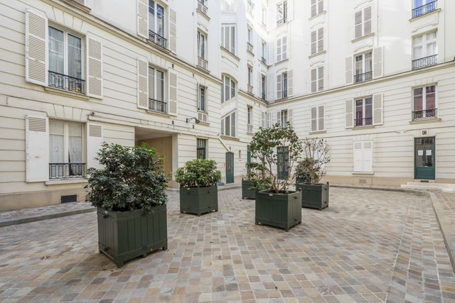 Appartement T2 &agrave; vendre - 3 pi&egrave;ces - 57 m2 - Paris - 75007 - ILE-DE-FRANCE